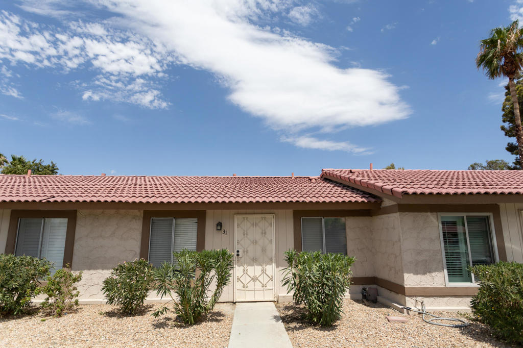 82075 Country Club Drive