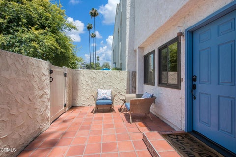 Tiny photo for 86 S Sierra Madre Boulevard #2, Pasadena, CA 91107 (MLS # P1-27481)