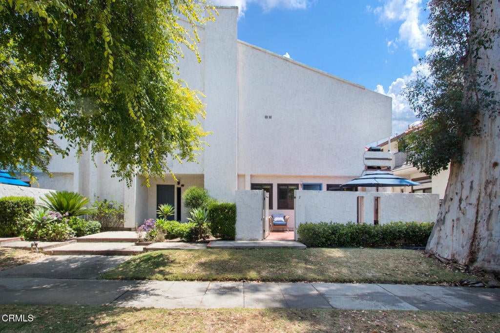 86 S Sierra Madre Boulevard 2, Pasadena CA 91107