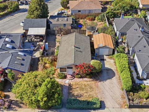 Tiny photo for 609 Trinity Avenue, Seaside, CA 93955 (MLS # ML82054939)