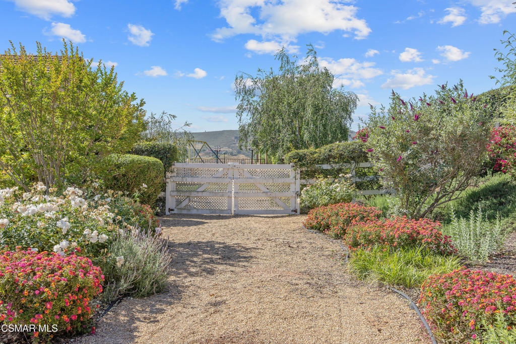 Properties 4 12490 Ridge Drive