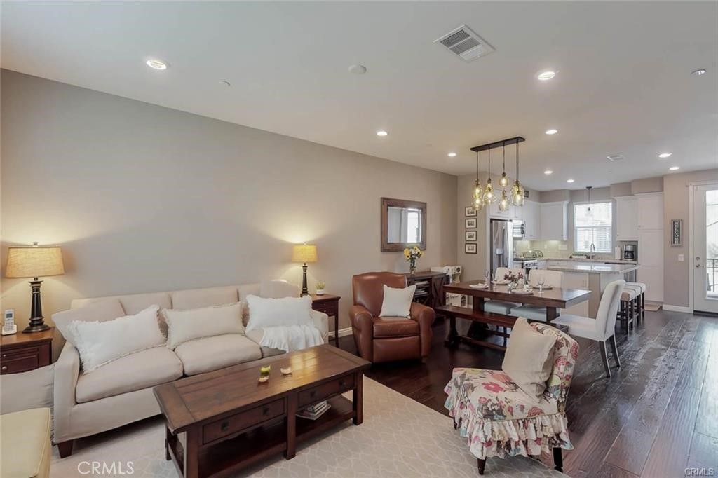 1557 E Lincoln Ave.