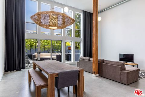 Photo of 4215 Glencoe Avenue #125, Marina Del Rey, CA 90292 (MLS # 26769547)