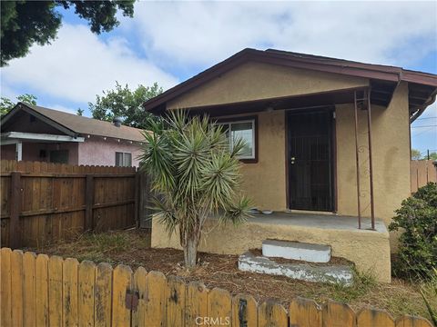 Photo of 363 E Morningside ST, Long Beach, CA 90805 (MLS # PW26152572)