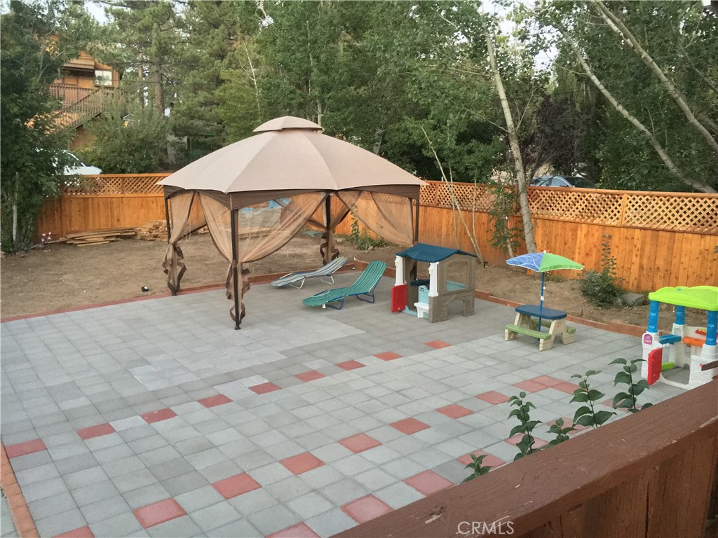Photo 1 of 19 — 542 Highland Road, Big Bear Lake, CA 92315
