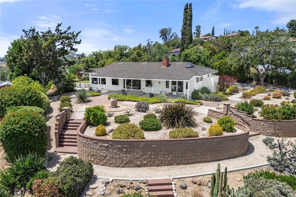 10311 Ladera Senda