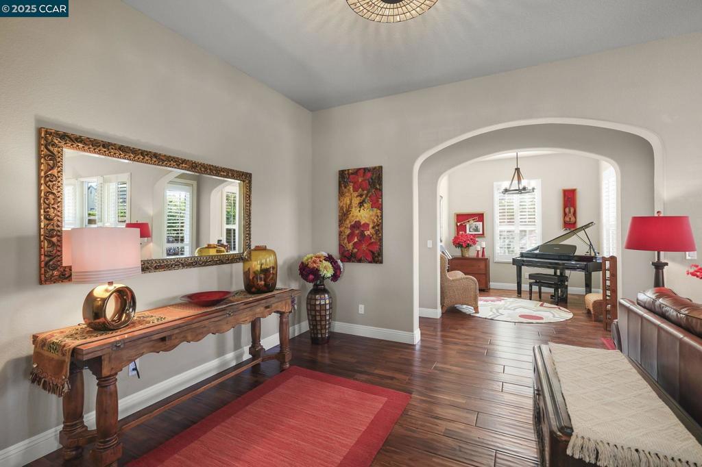 TRILOGY VINEYARDS - Residential