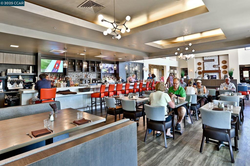 TRILOGY VINEYARDS - Residential