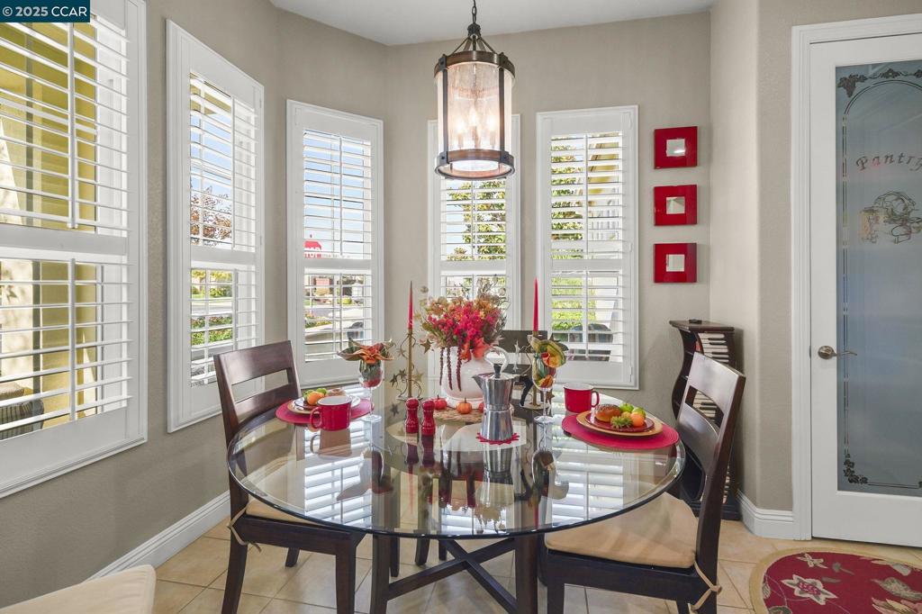 TRILOGY VINEYARDS - Residential