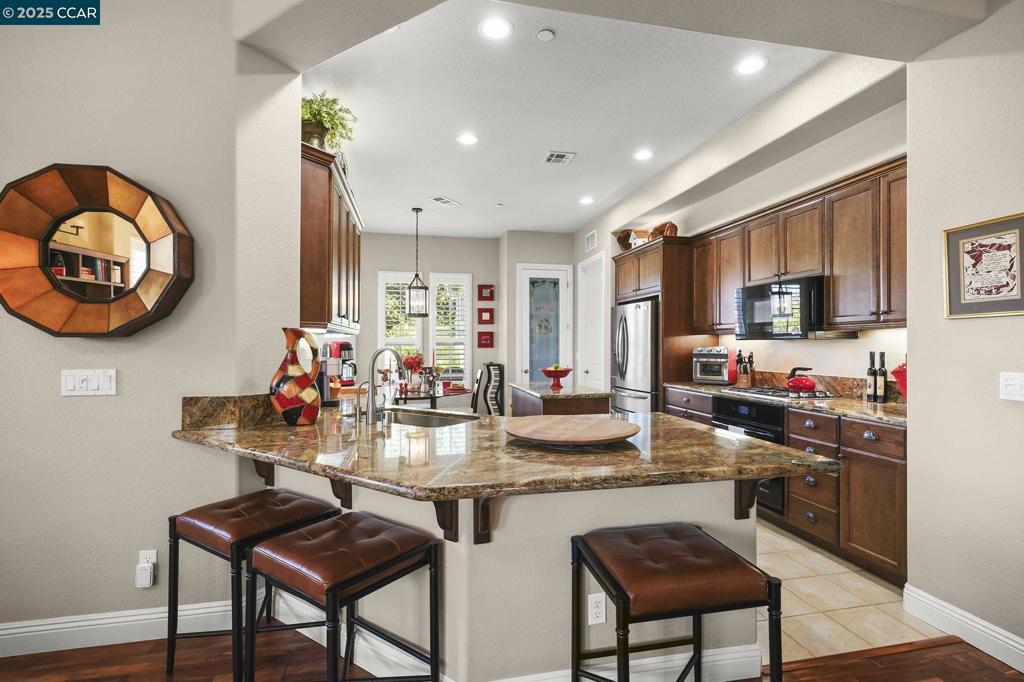 TRILOGY VINEYARDS - Residential