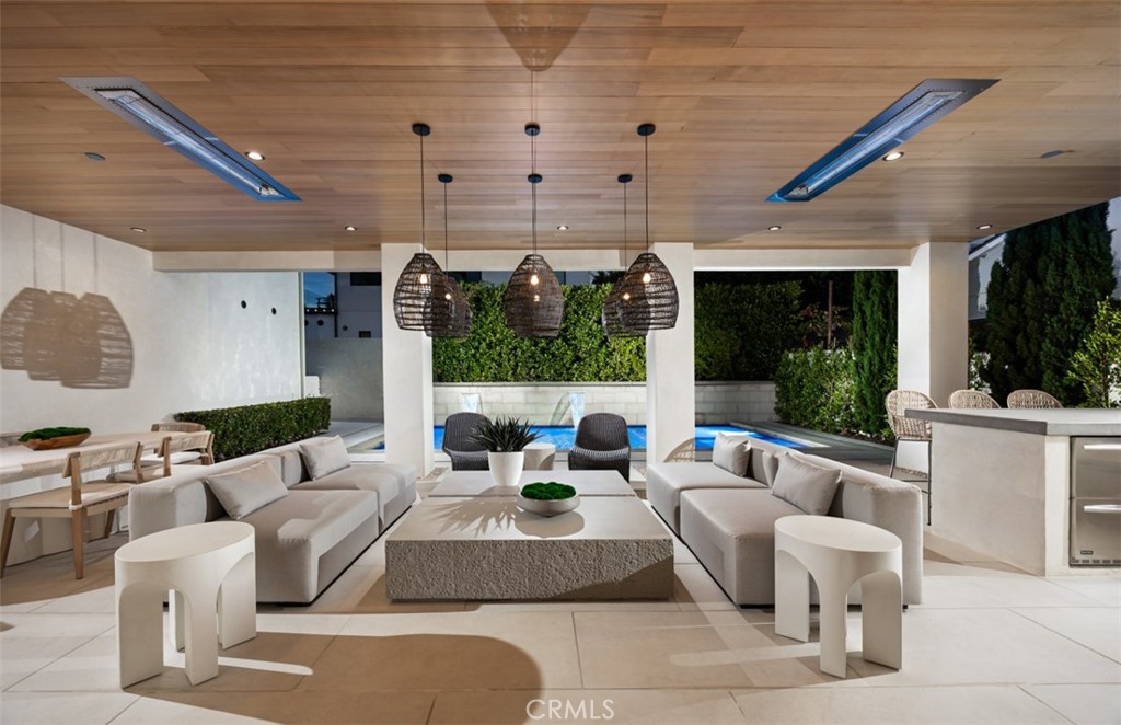 Kings Road (KGRD) - Residential