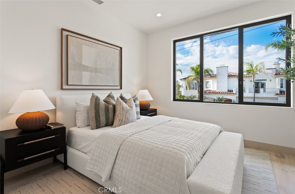 Kings Road (KGRD) - Residential