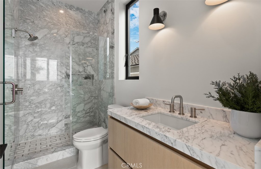 Kings Road (KGRD) - Residential