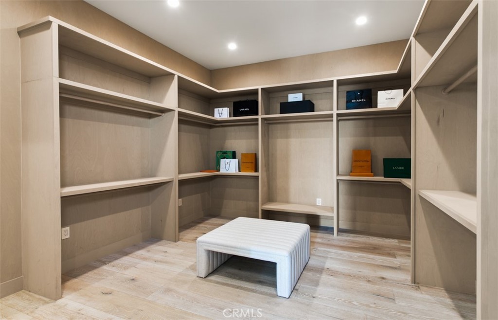 Kings Road (KGRD) - Residential