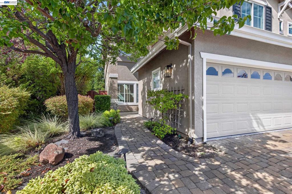 142 Blackstone Dr
