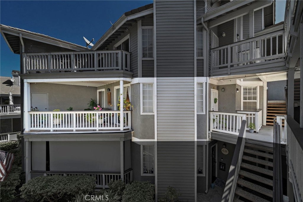 10361 Garden Grove Boulevard 25