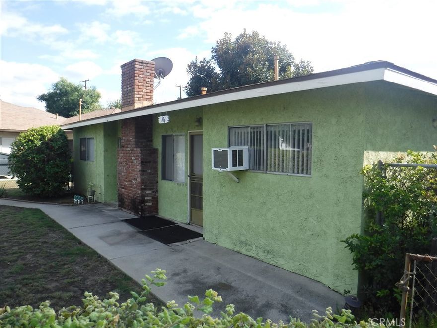 Investors Delight, this is a great home spacious and large lot on private road.  Home needs kitchen, bathrooms to be remodeled.  Once done it will be a beautiful home.  Detached oversized 2 car garage.  Owner willing to sell all 702 & 706 W. Carroll Ave  in a bundle.