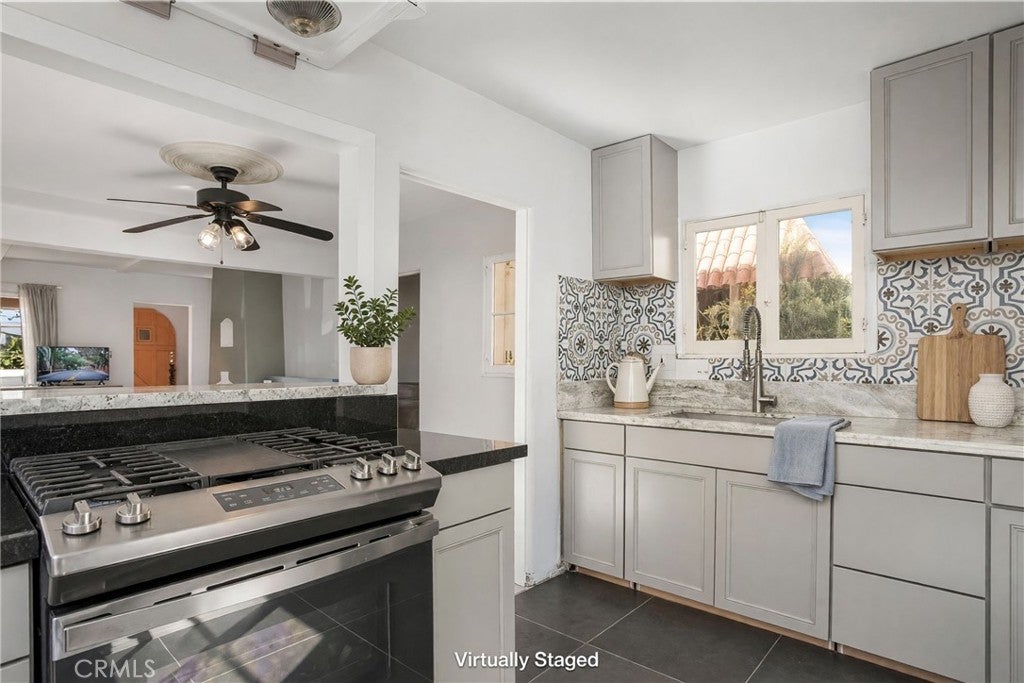 251 Avenida Del Mar