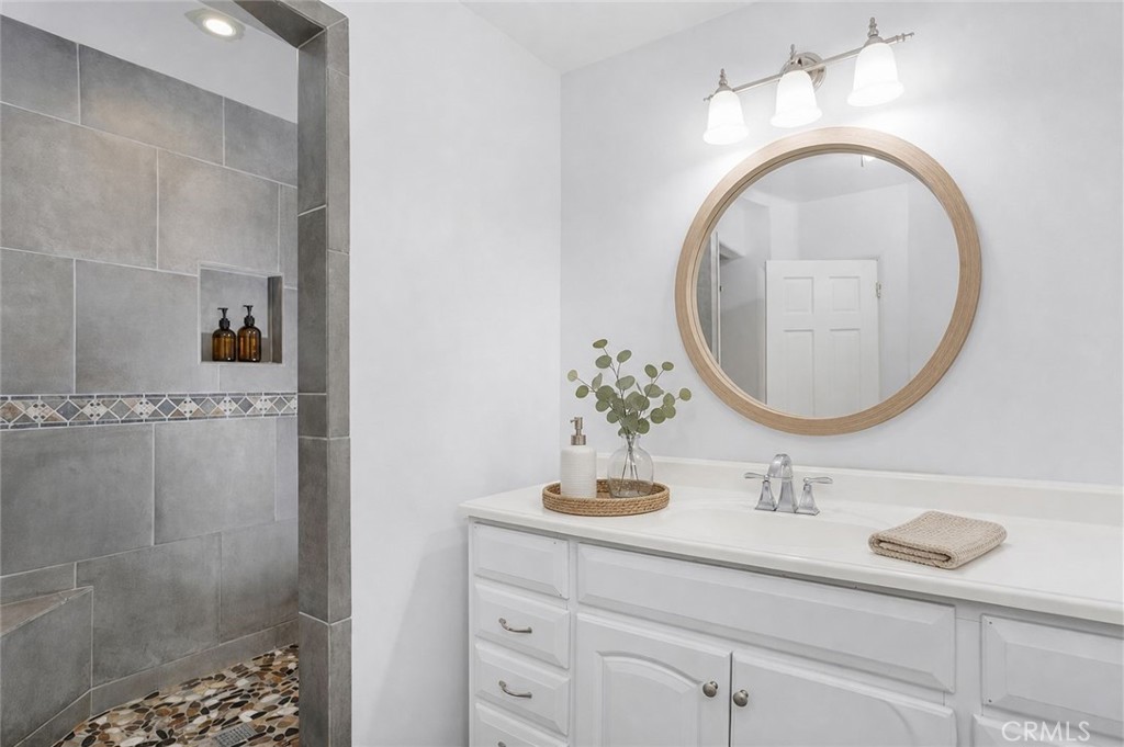 251 Avenida Del Mar