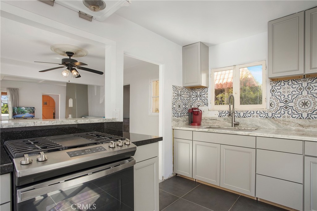 251 Avenida Del Mar
