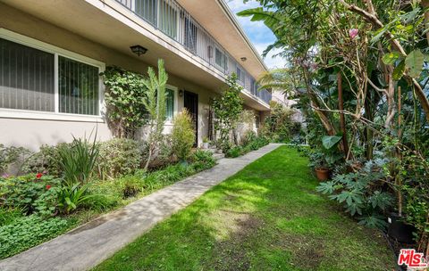 Photo of 1517 Harvard Street #3, Santa Monica, CA 90404 (MLS # 26657139)