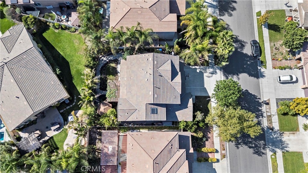 13925 Barnett