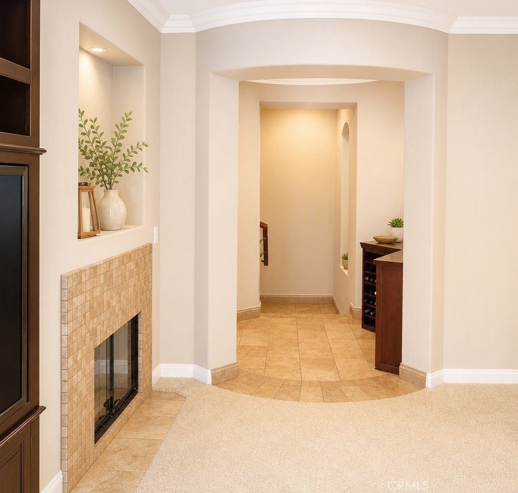 213 Lonetree