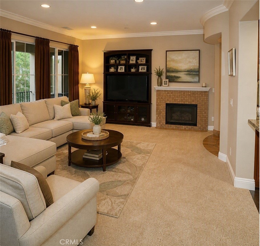 213 Lonetree