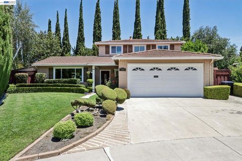 Photo of 2383 Corte De La Jara, Pleasanton, CA 94566 (MLS # 41138011)