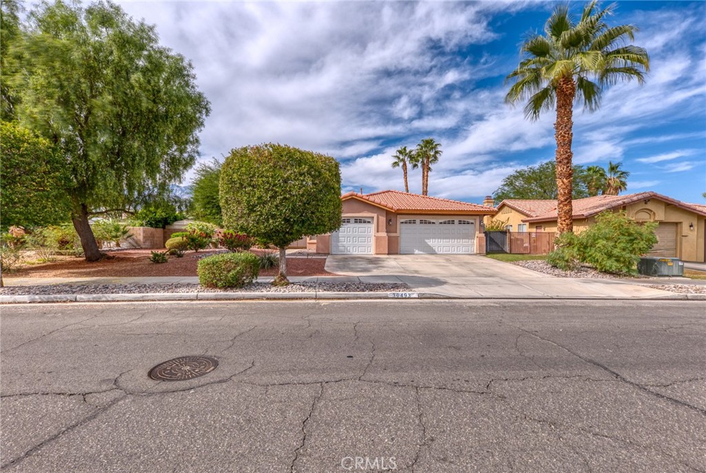 Tapestry (33551) - Residential