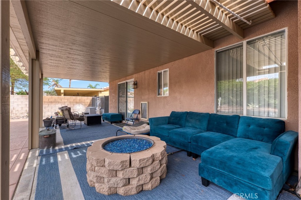 Tapestry (33551) - Residential