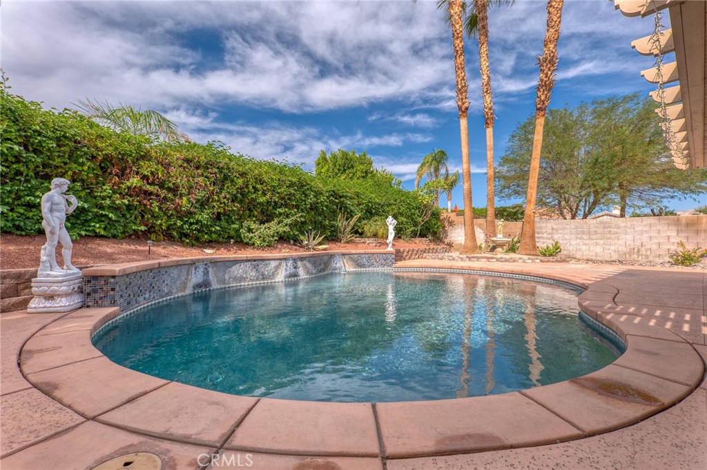 Tapestry (33551) - Residential