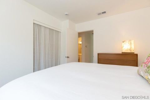 Tiny photo for 43765 Corte Amaya, Temecula, CA 92592 (MLS # 260009563SD)