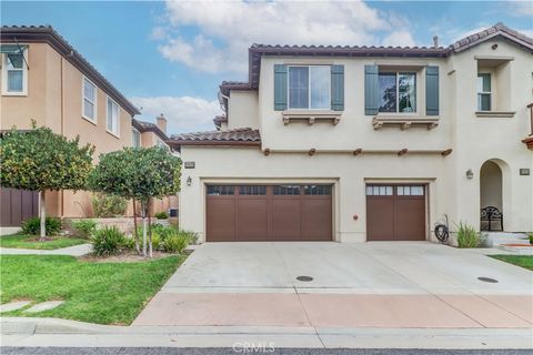 Photo of 6860 Ivy Creek Way, Moorpark, CA 93021 (MLS # PW26073429)