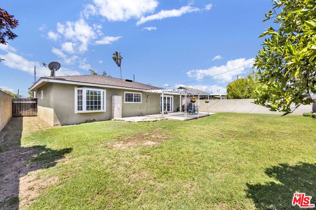 11424 falconhill drive