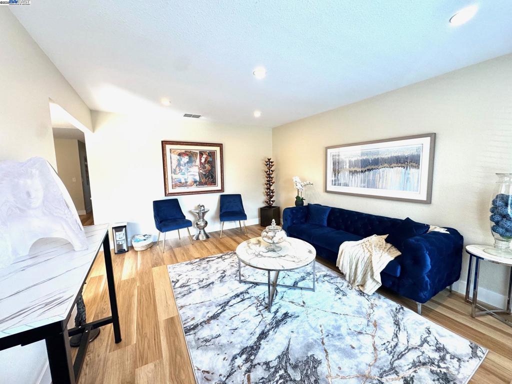 NORTHGATE - Residential