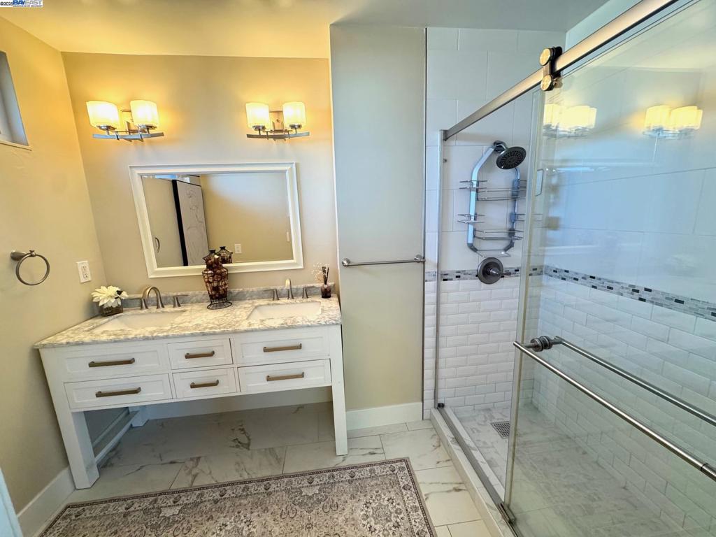 NORTHGATE - Residential