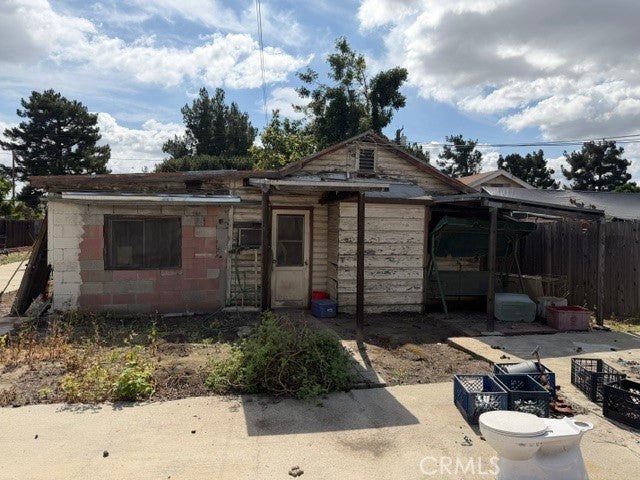 141 S Covina