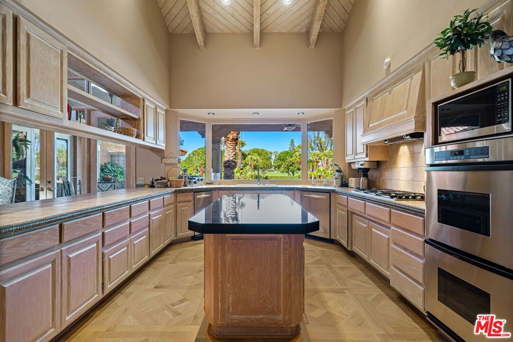 Thunderbird Terrace - Residential