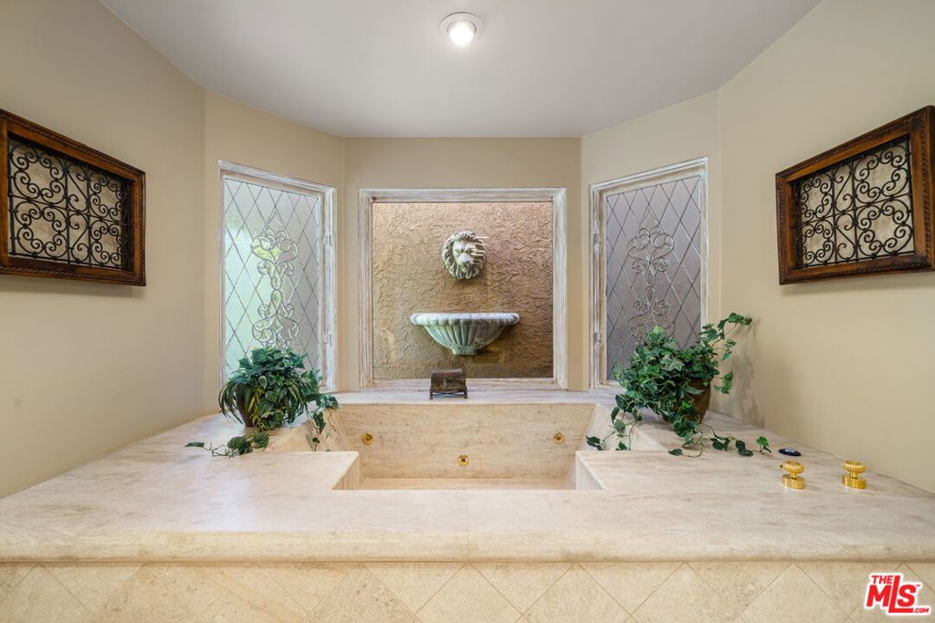 Thunderbird Terrace - Residential