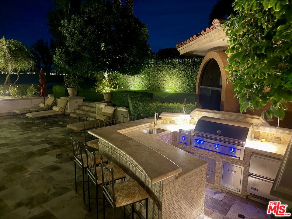 Thunderbird Terrace - Residential