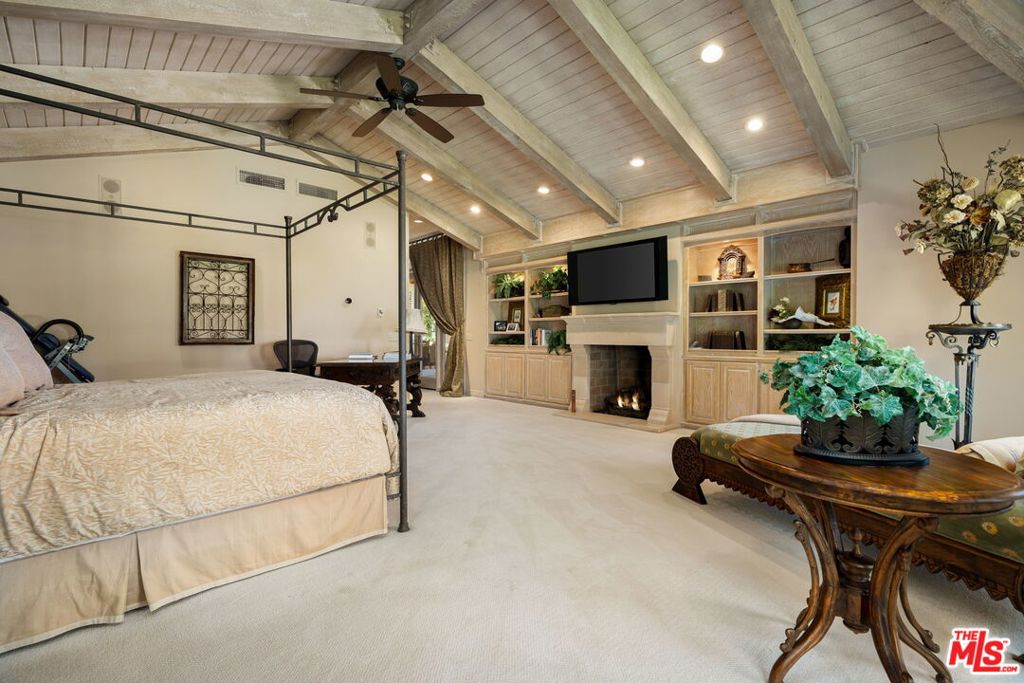 Thunderbird Terrace - Residential