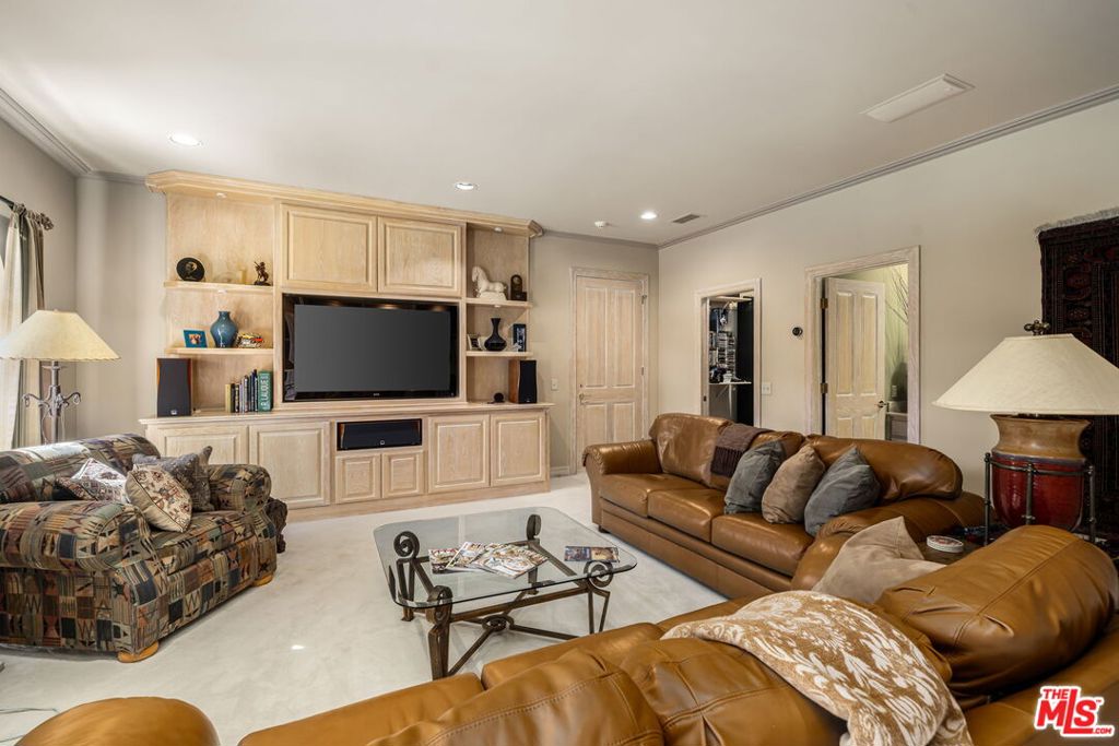 Thunderbird Terrace - Residential