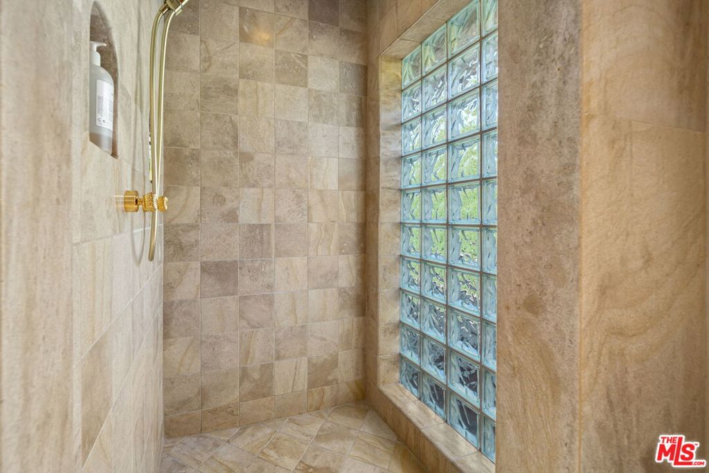 Thunderbird Terrace - Residential