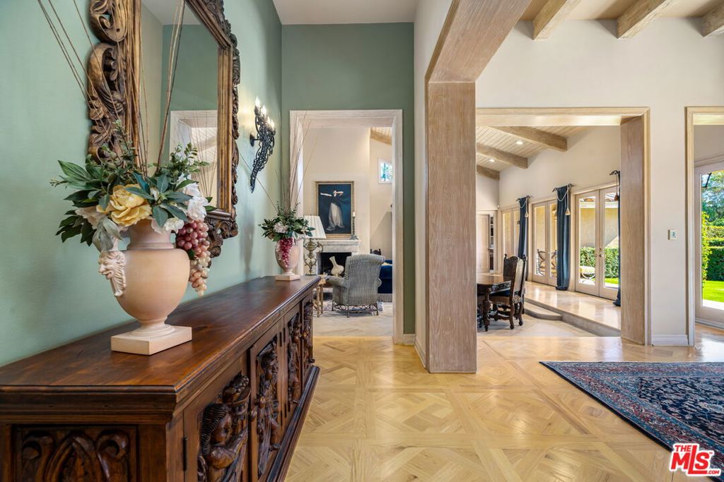 Thunderbird Terrace - Residential