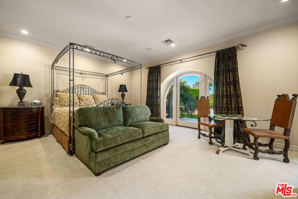 Thunderbird Terrace - Residential