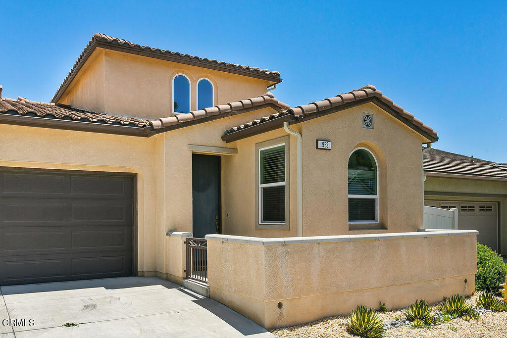 953 Coronado Circle