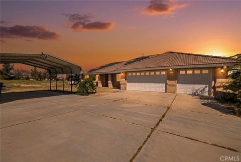 Photo of 9280 Appleton Street, Victorville, CA 92392 (MLS # SR26059925)