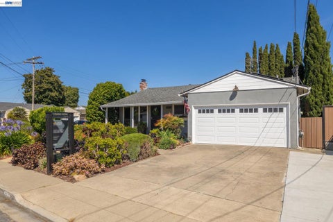 Tiny photo for 4742 El Rey Ave, Fremont, CA 94536 (MLS # 41134867)