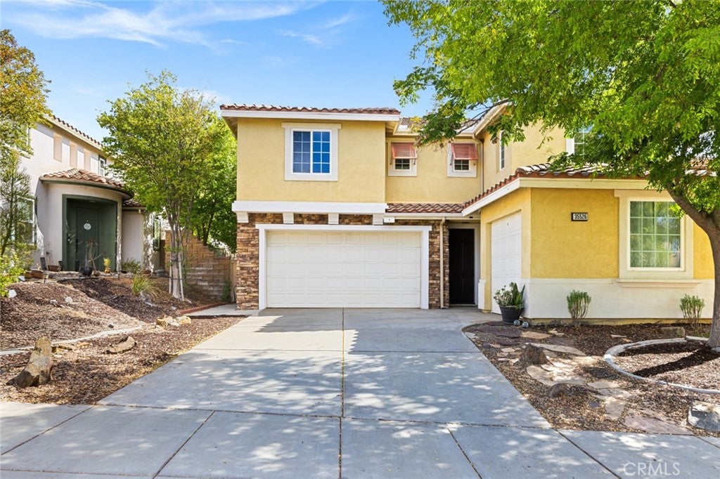 35526 Desert Rose Way
